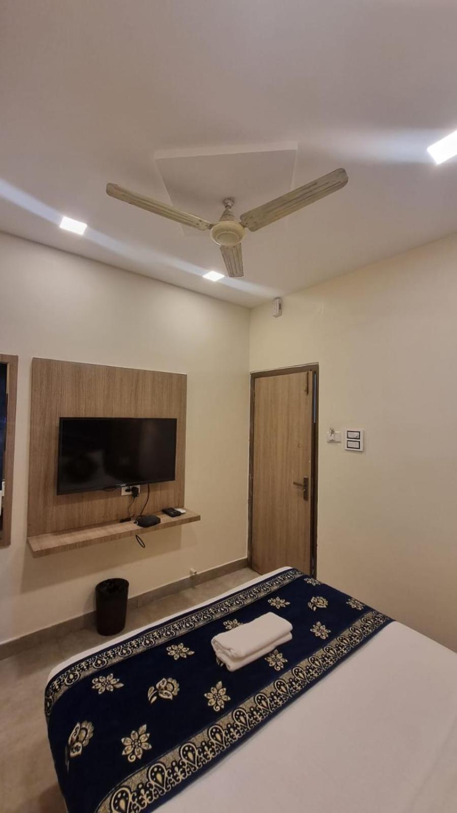 Beachfront Resort Calangute Dış mekan fotoğraf